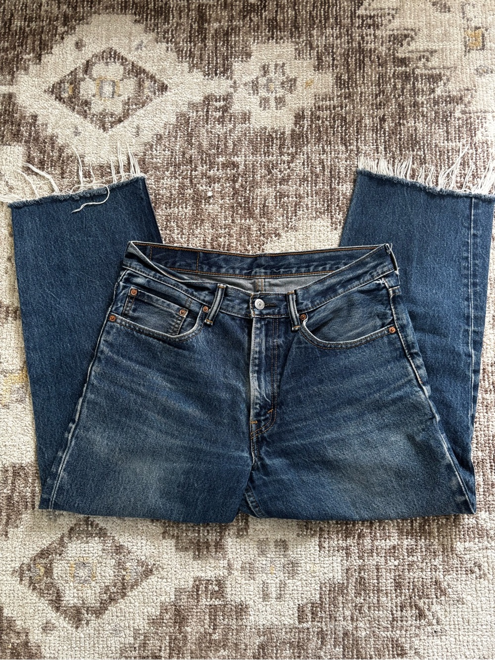 Levi's 550 Dark Blue Straight-Leg Jeans